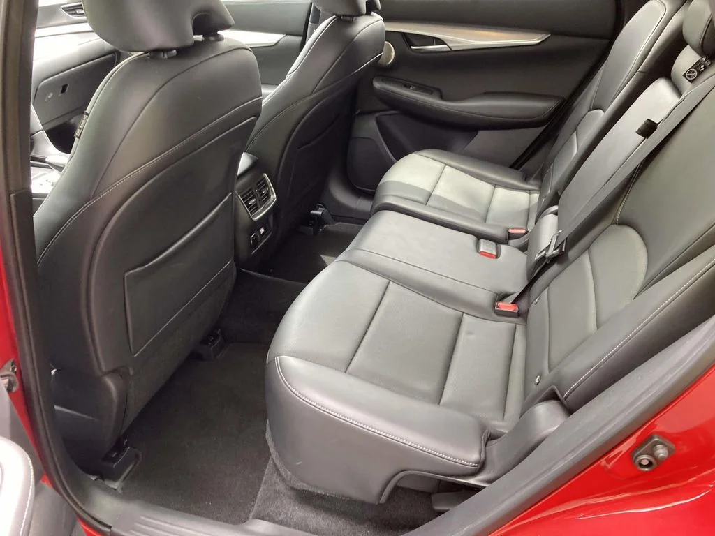 Used 2021 Red INFINITI Sensory image 9