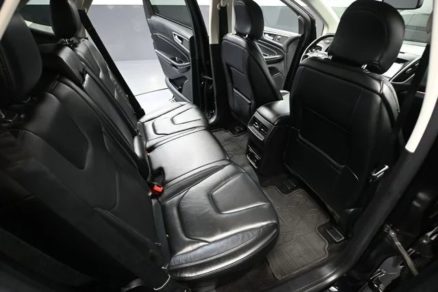 Used 2016 Black Ford Titanium image 34