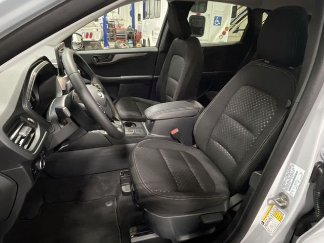 New 2026 Space Silver Metallic Ford Active® image 17