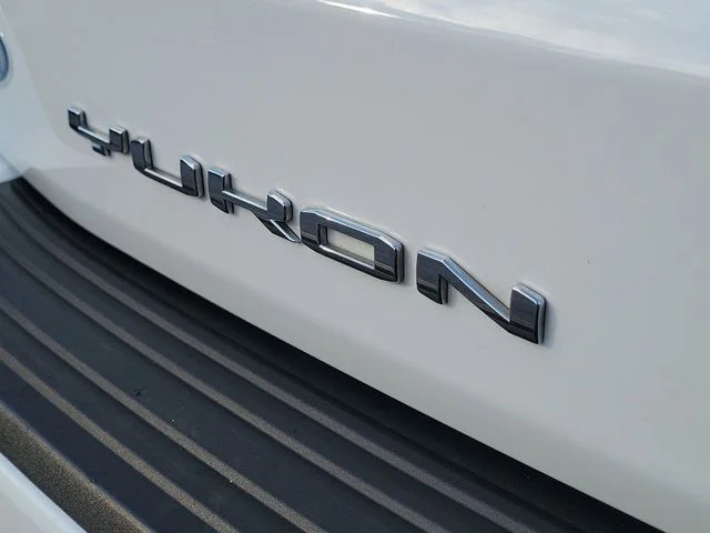 Used 2024 Summit White GMC Denali image 11