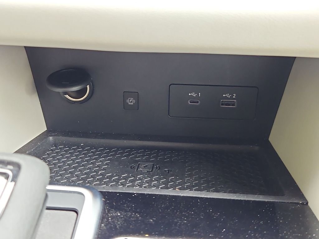 Certified Used 2025 White Pearl Nissan SL image 26