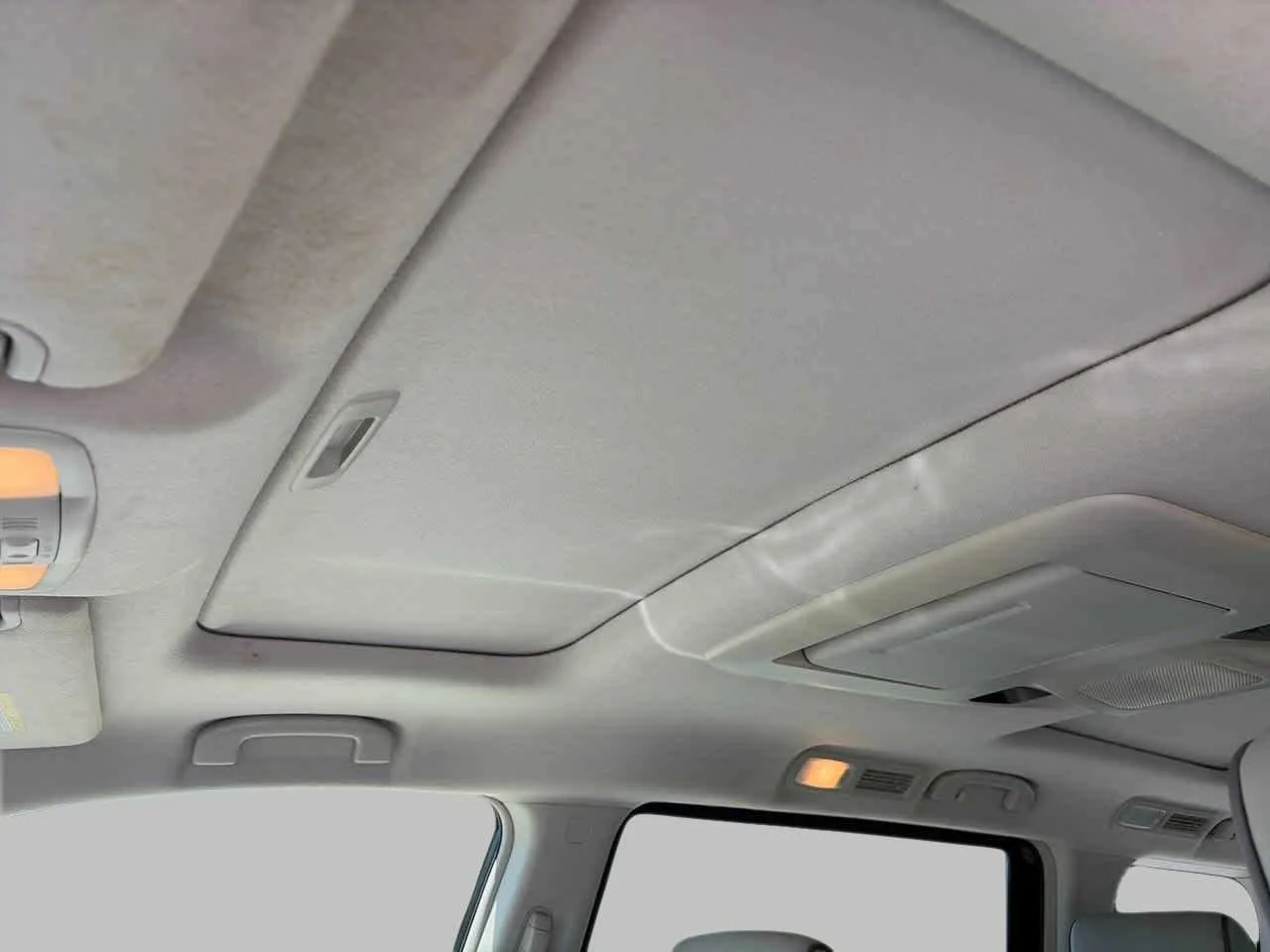 Used 2012 Platinum Graphite Nissan SL image 20