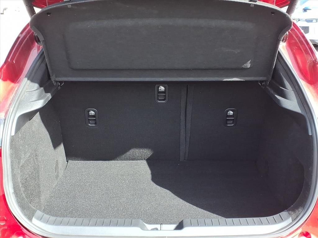 2025 Mazda CX-30 Premium - Photo 8