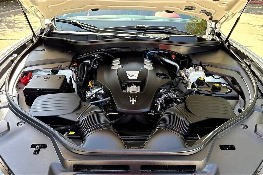 Used 2022 Bianco Maserati GT image 30