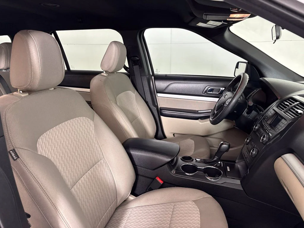 Used 2018 White Ford Base image 16