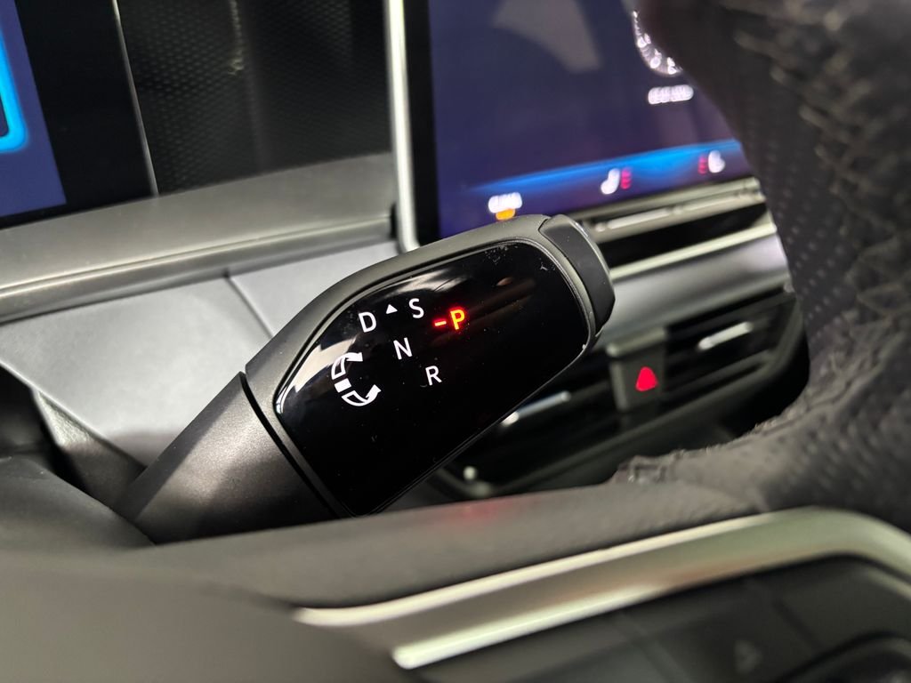 2025 Volkswagen Tiguan SE R-LINE BLACK - Photo 23