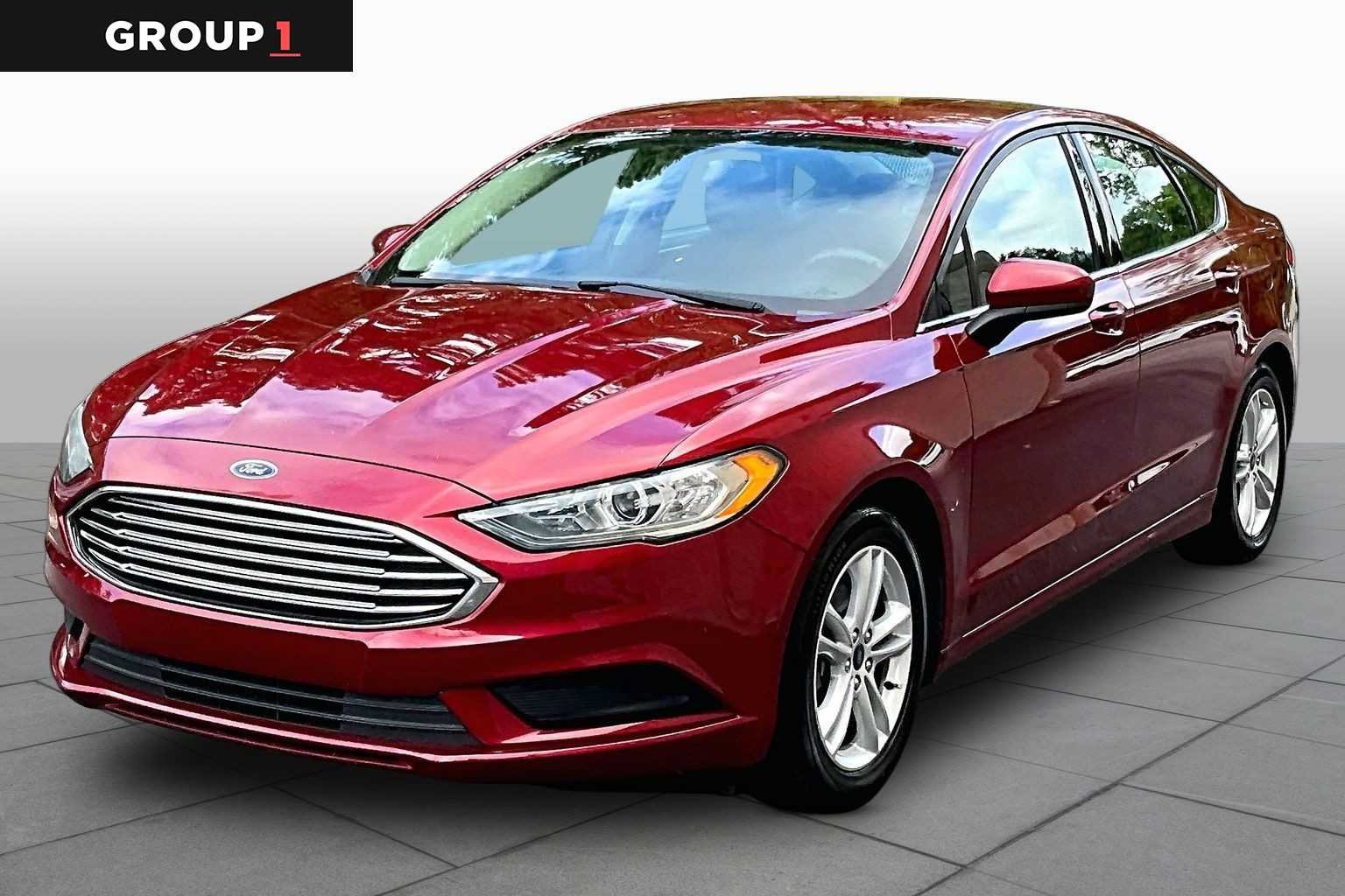 2018 Ford Fusion SE FWD's photo