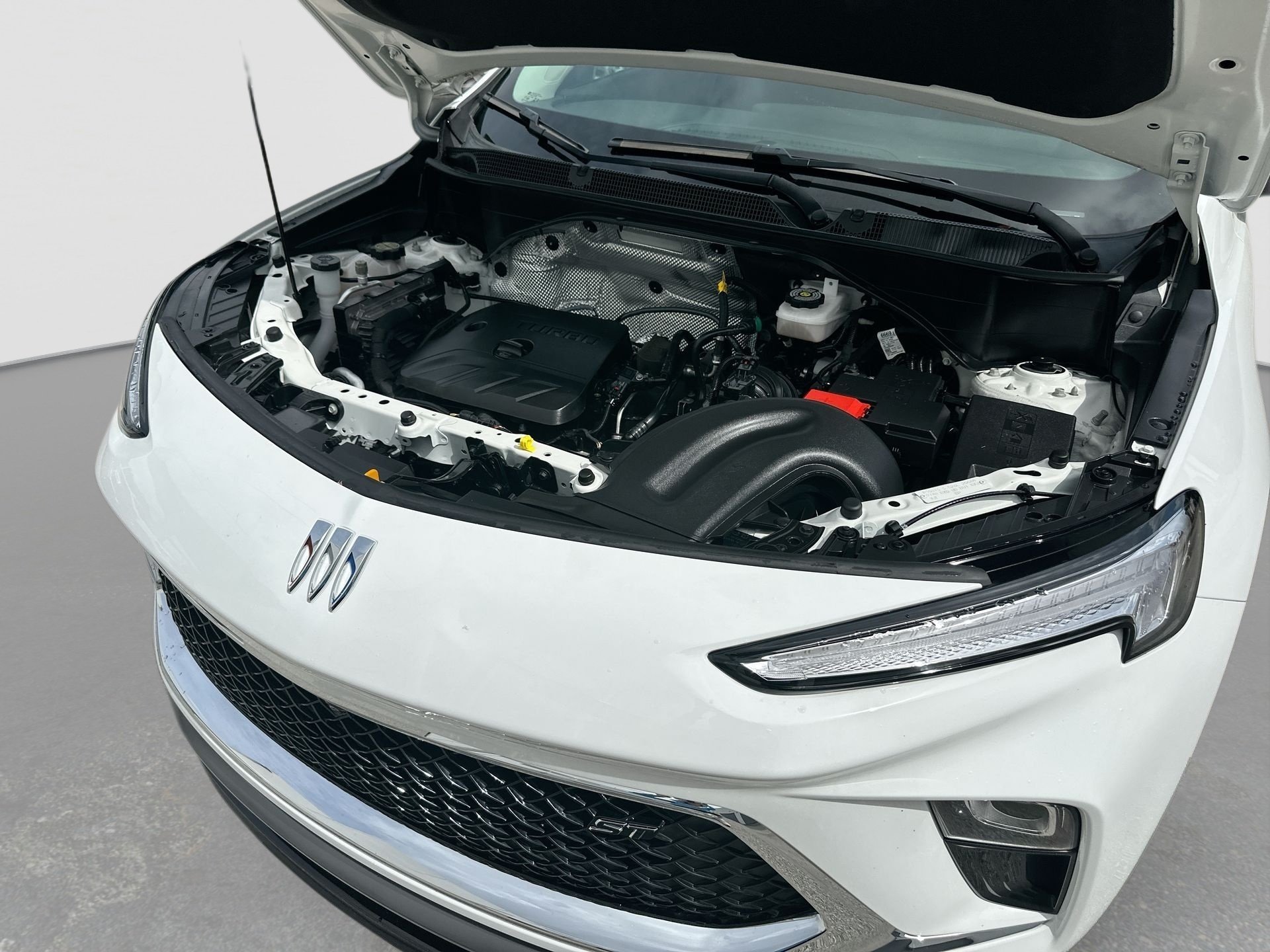 2025 Buick Encore GX Sport Touring - Photo 28