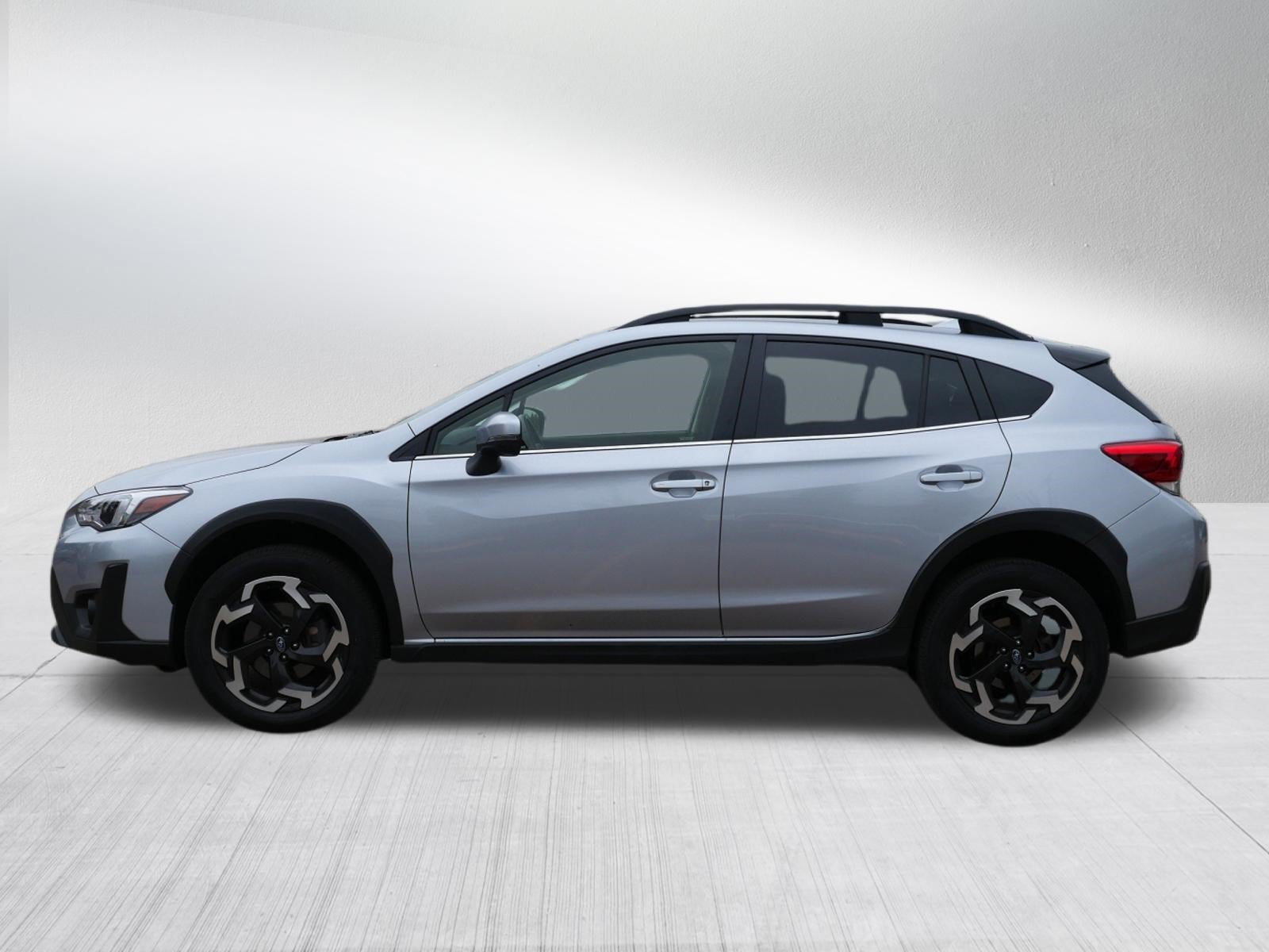 Used 2023 Ice Silver Metallic Subaru Limited image 4