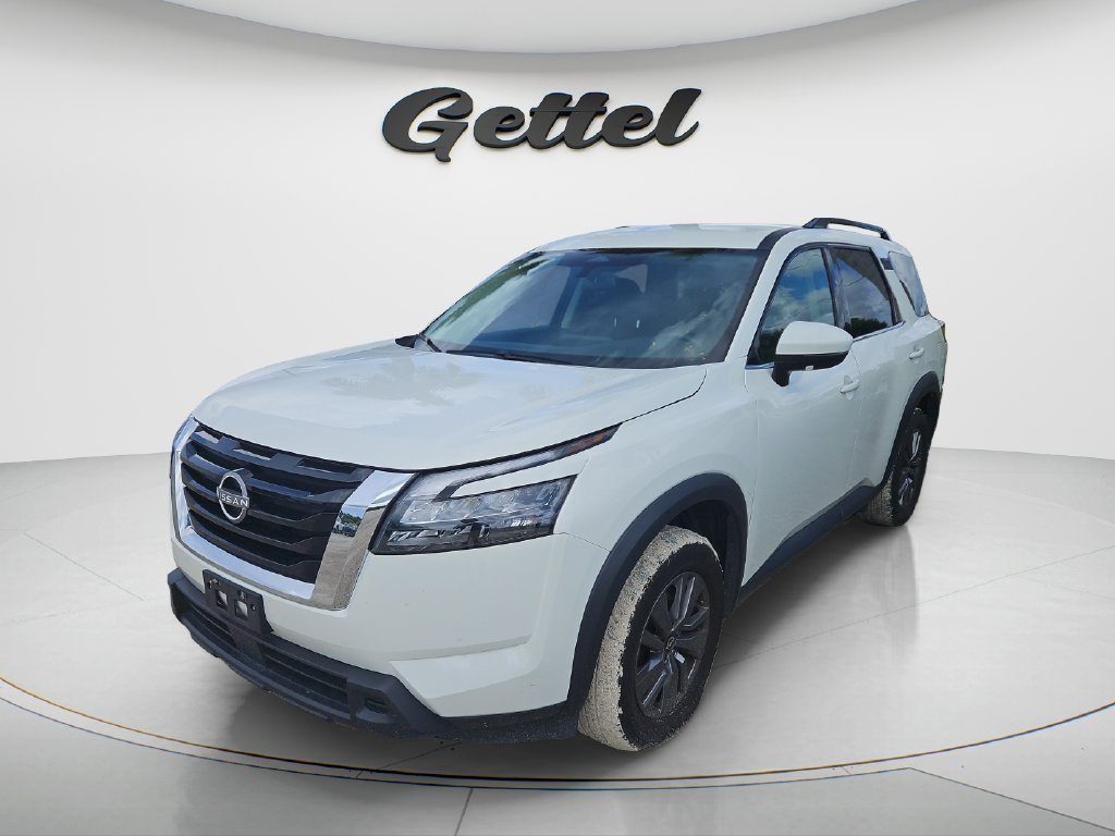 Used 2025 White Nissan SV image 1