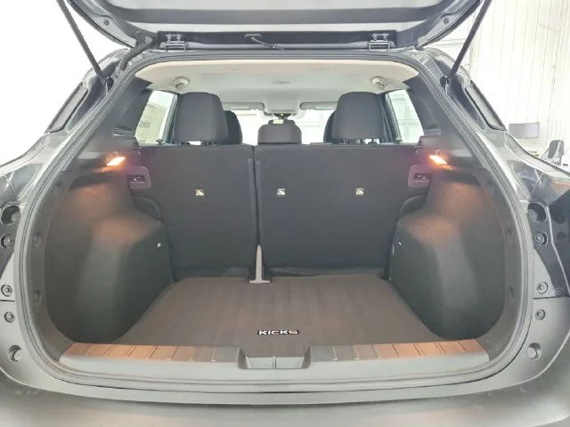 New 2027 Gray Nissan S image 36