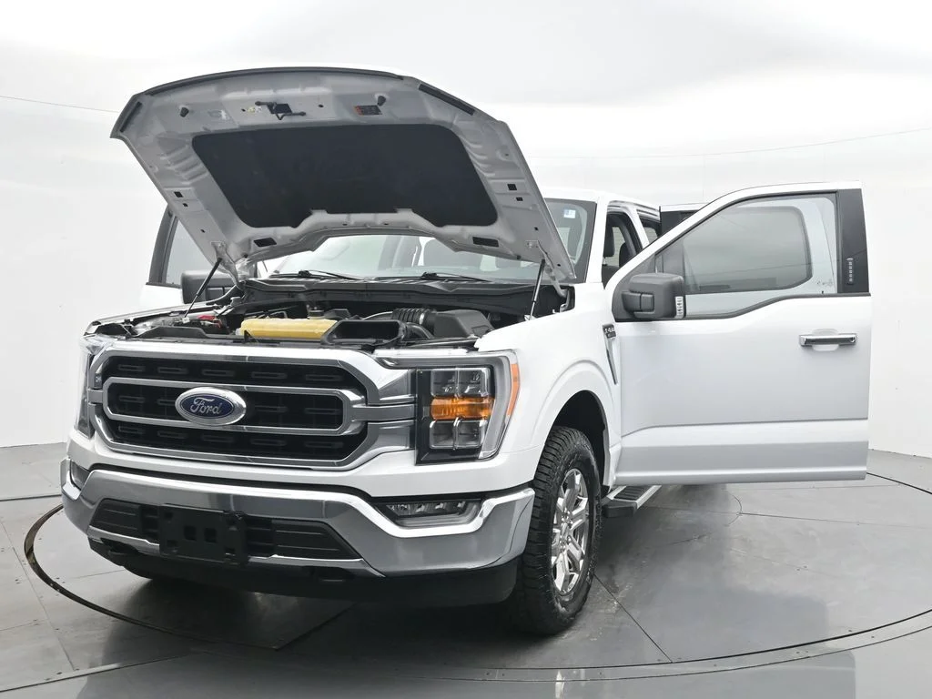 Used 2022 White Ford XLT image 42