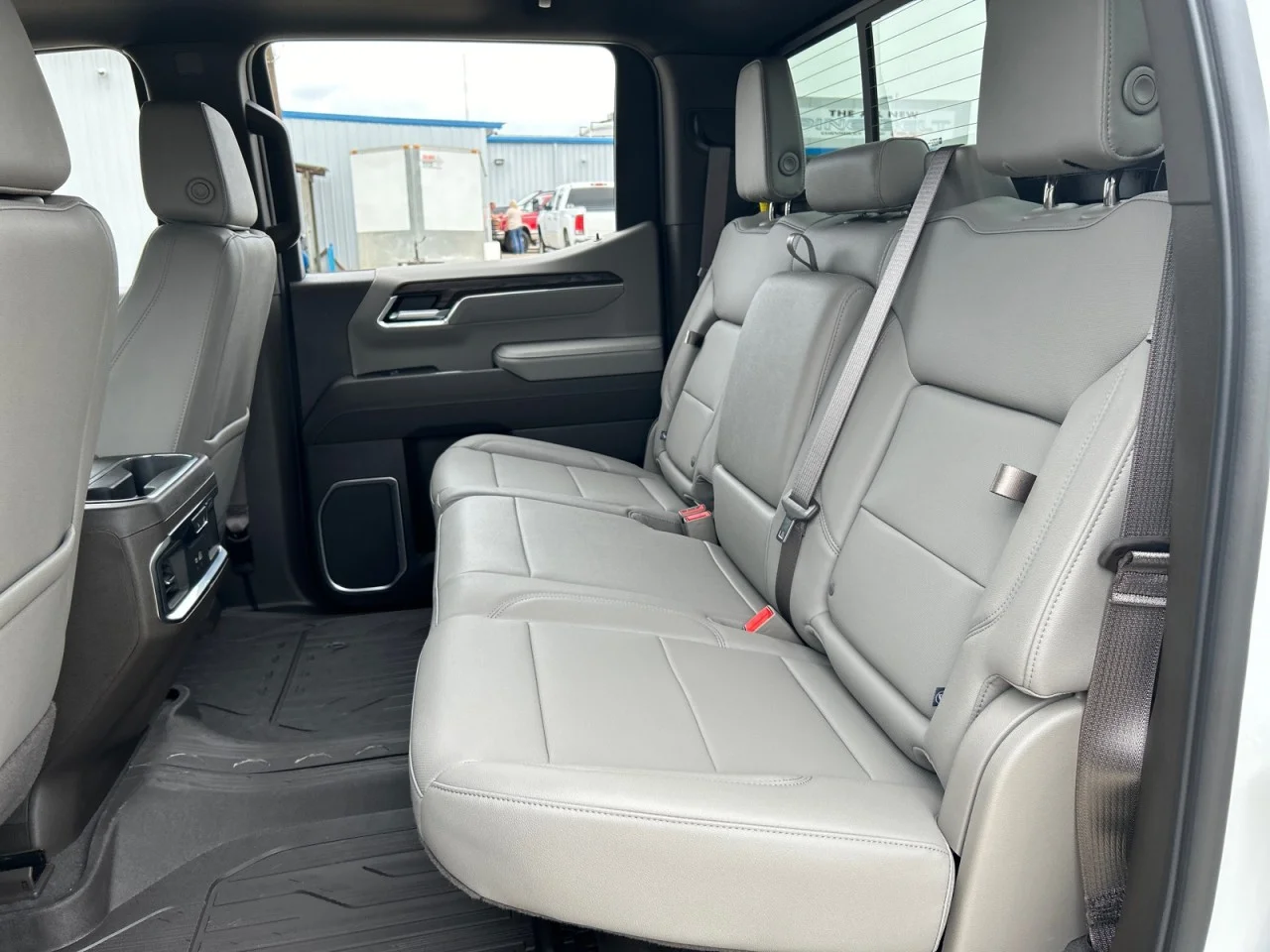 New 2026 Summit White GMC SLT image 18