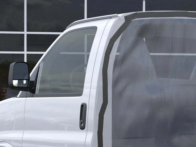 New 2026 Summit White Chevrolet 2WT image 12