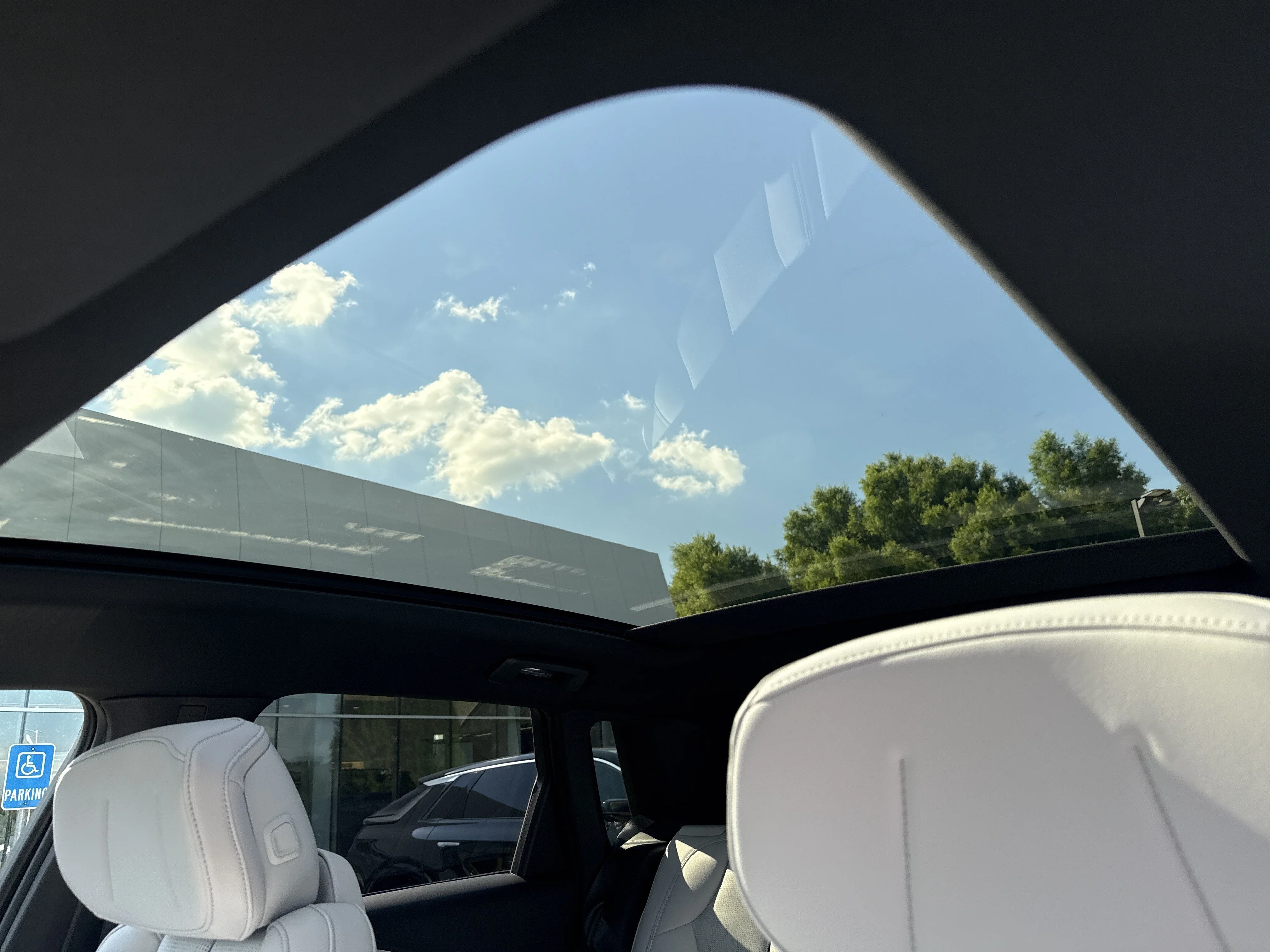 New 2026 Vibrant White Tricoat Cadillac Luxury image 16