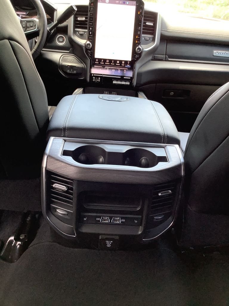2025 RAM 2500 Laramie - Photo 37
