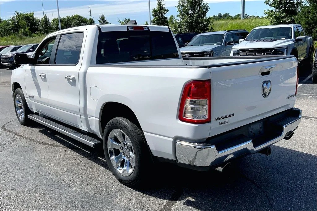 Used 2019 RAM Ram 1500 Pickup Big Horn/Lone Star with VIN 1C6SRFFT6KN585909 for sale in Kansas City