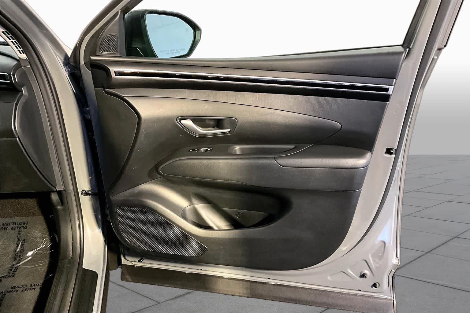 Used 2024 Hampton Gray Hyundai SEL image 23