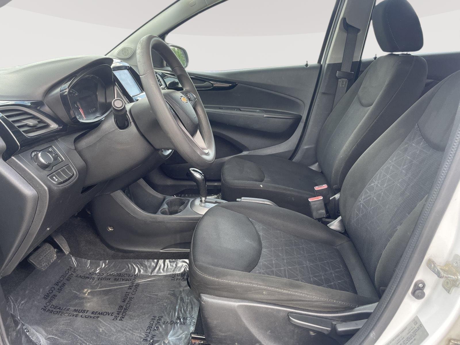 Used 2021 Summit White Chevrolet 1LT image 18