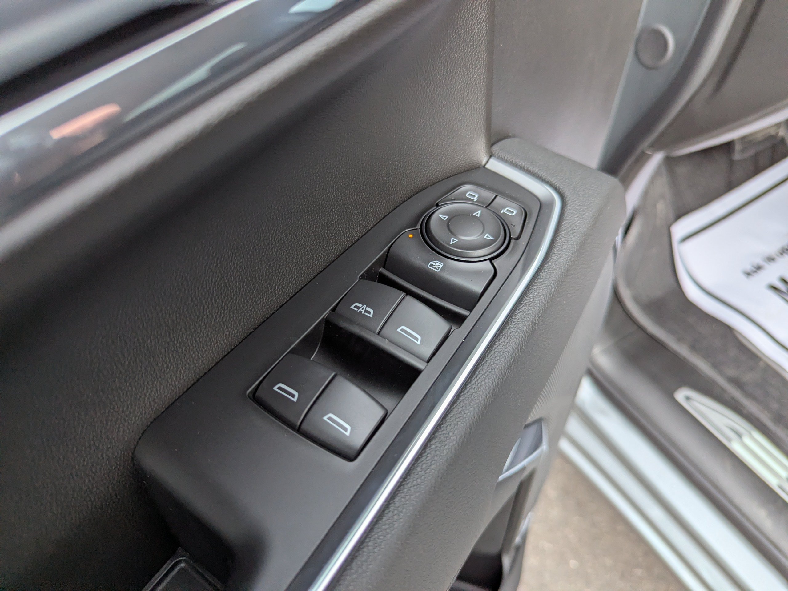 2026 Chevrolet Silverado 1500 LT - Photo 9