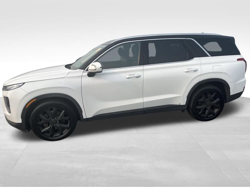 Used 2021 White Hyundai SEL image 5