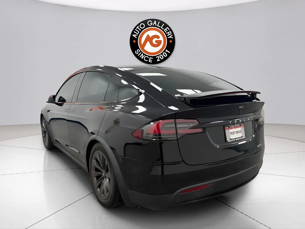 Used 2018 Black Tesla 100D image 5