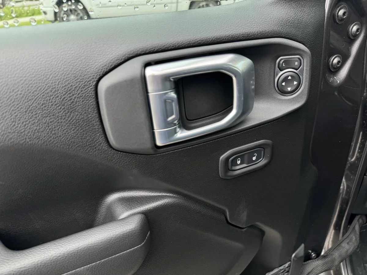 New 2026 Dark blue Jeep Sport S image 10