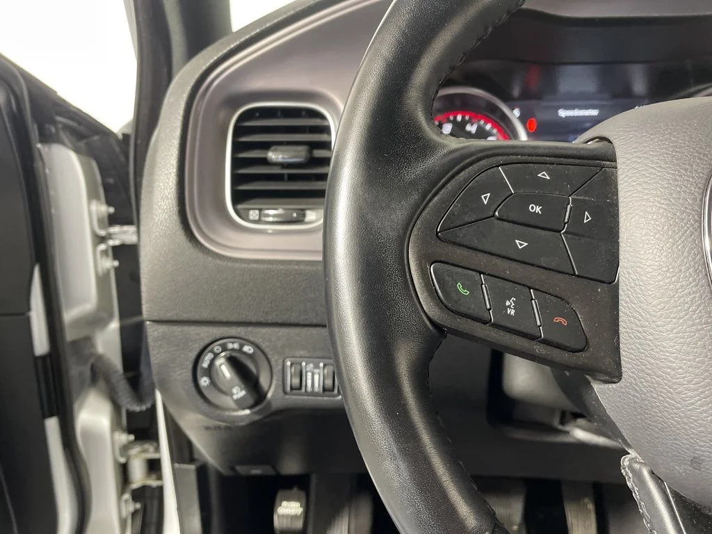 Used 2023 Triple Nickel Clearcoat Dodge SXT image 13