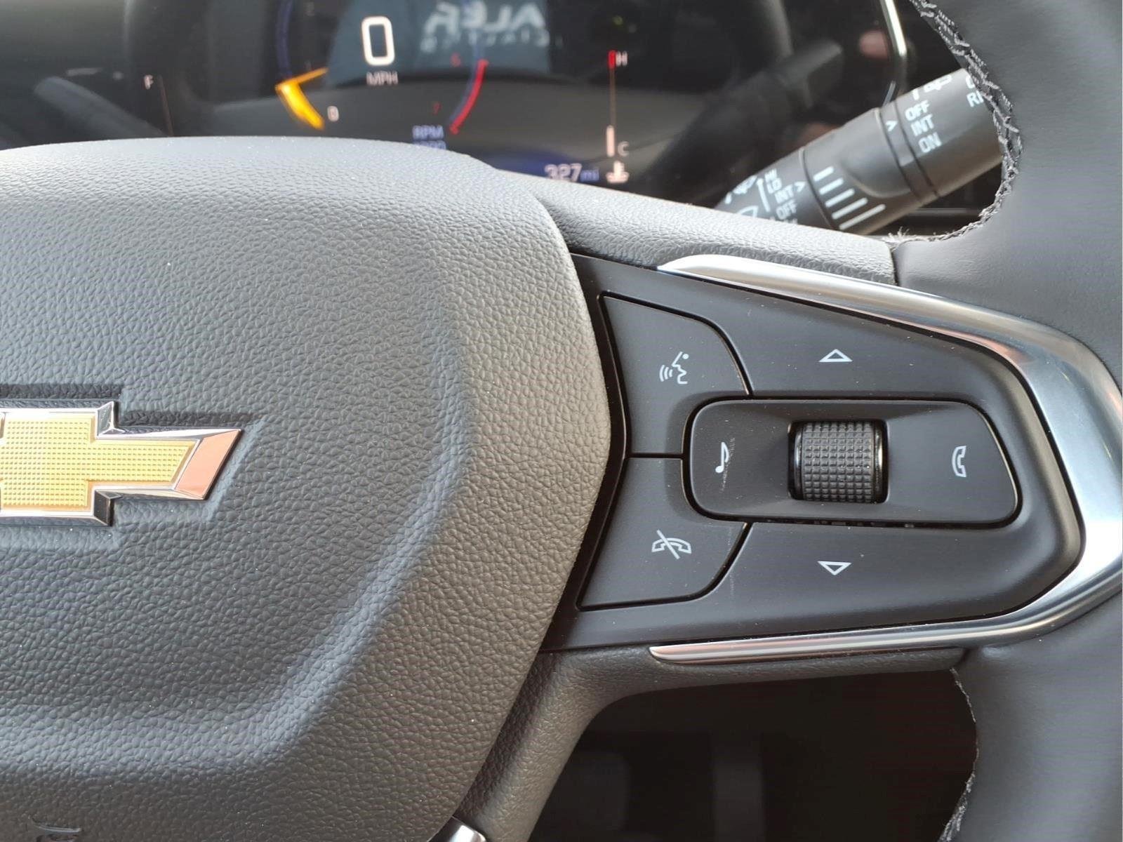 New 2026 Mosaic Black Metallic Chevrolet LT image 19