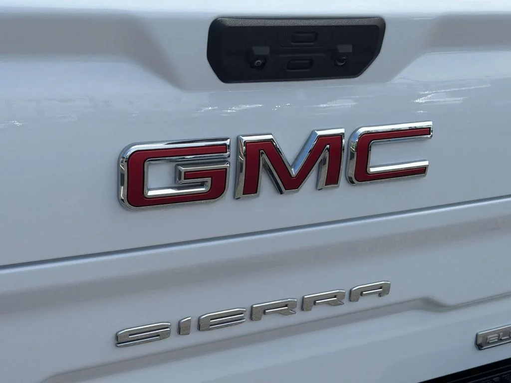 Used 2023 Summit White GMC Elevation image 8