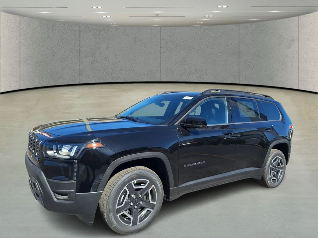New 2026 Diamond Black Crystal Pearl-Coat Exterior Paint Jeep Limited image 9