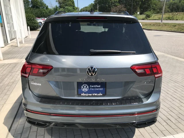 Certified Used 2022 Platinum Gray Metallic Volkswagen SE R-Line Black image 7
