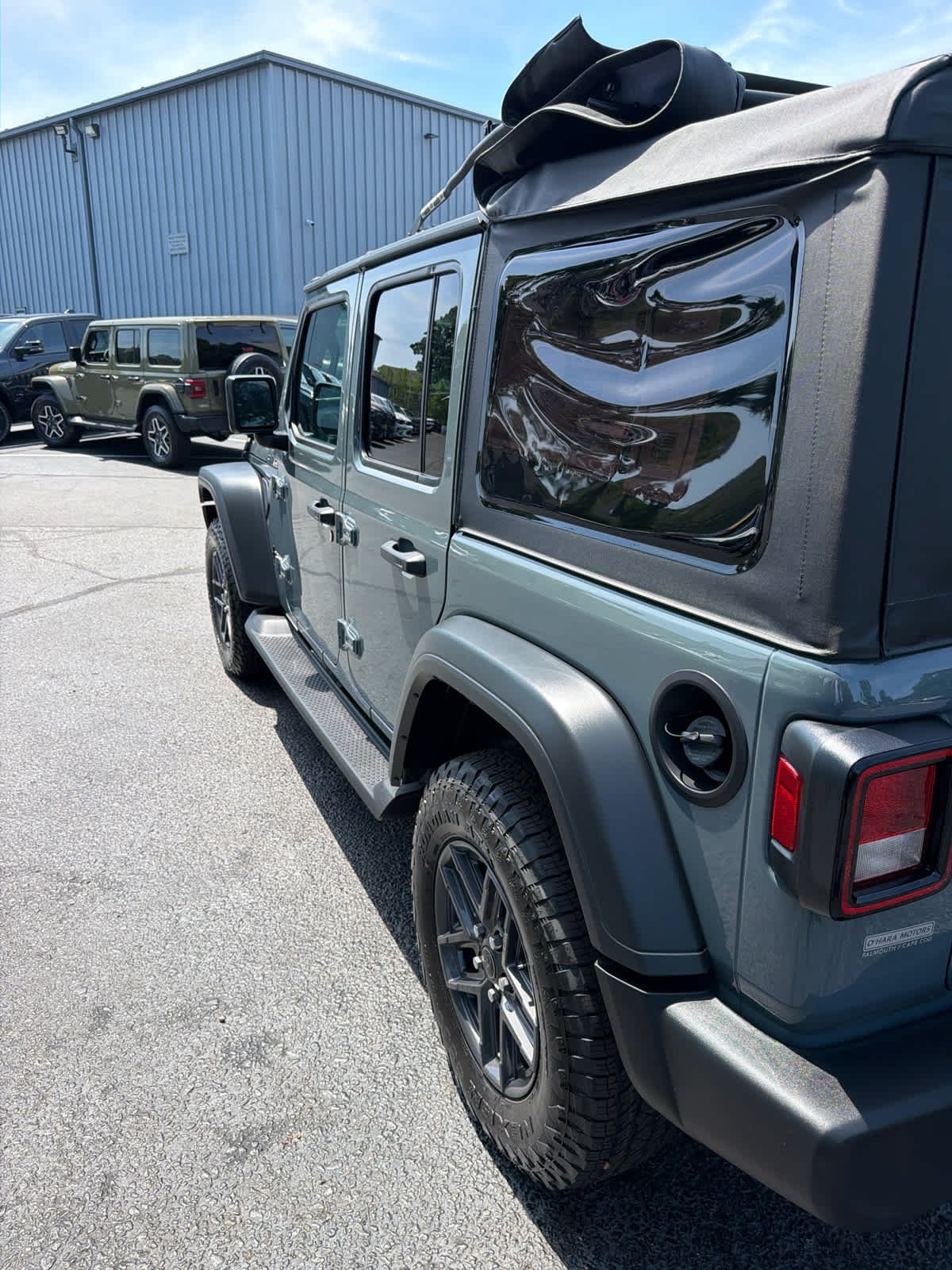 New 2026 Anvil Clear-Coat Exterior Paint Jeep Sport S image 14