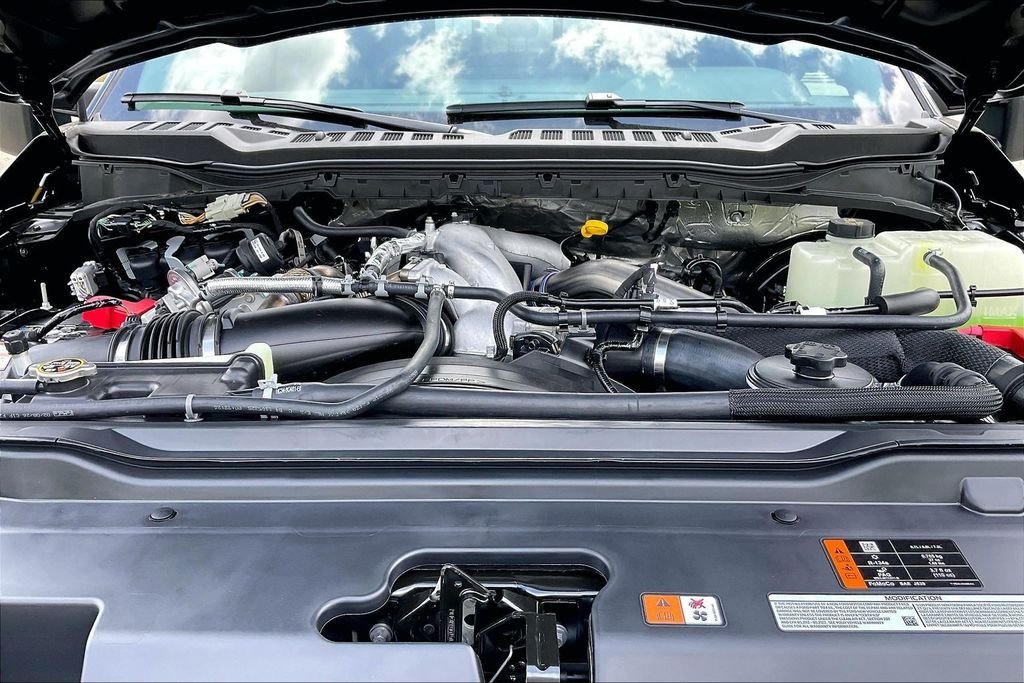 New 2026 Ford Super Duty F-250 Lariat 4D Crew Cab