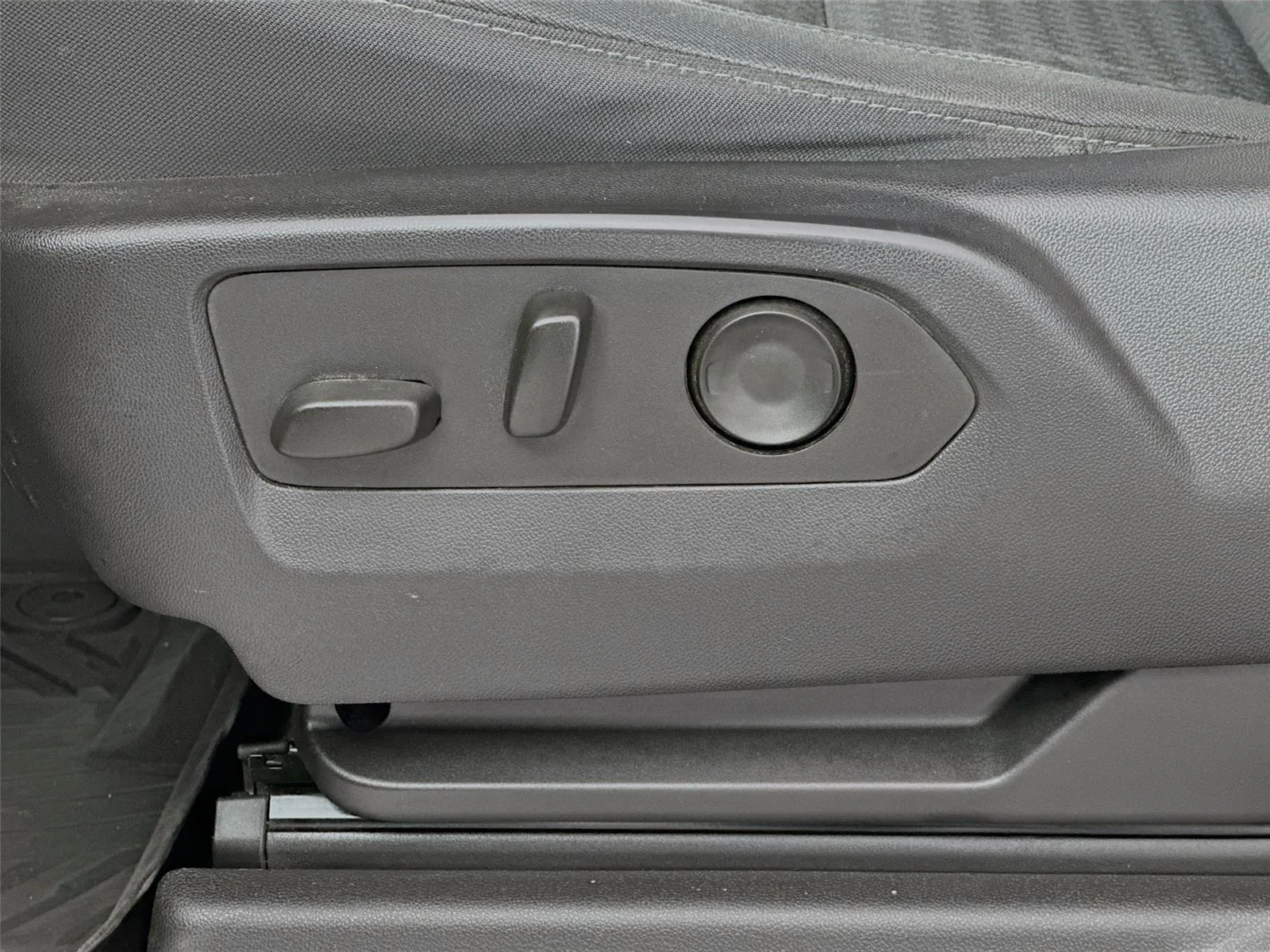 2023 Chevrolet Silverado 1500 RST - Photo 19