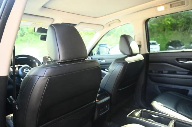 Certified Used 2022 Black Nissan Platinum image 33