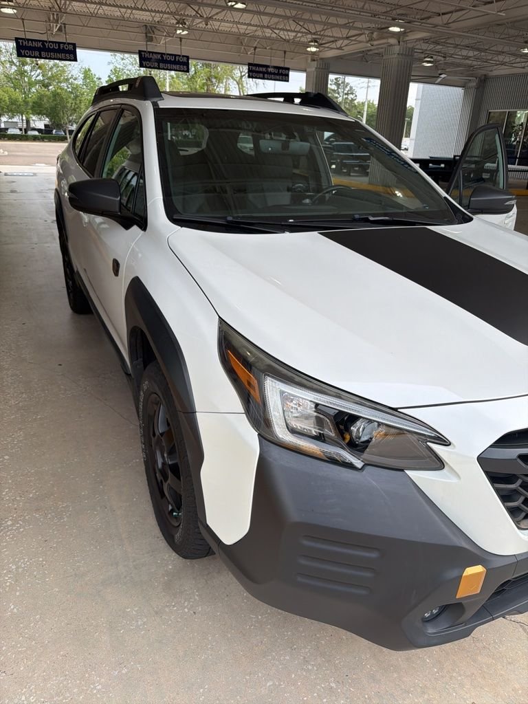 Used 2022 White Subaru Wilderness image 12