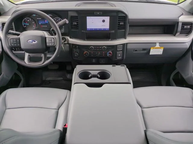 2026 Ford F-350 Super Duty Chassis Cab XL - Photo 15