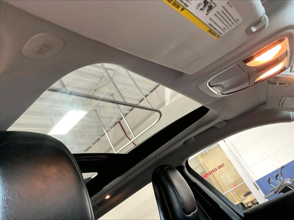 Used 2020 Blue Jeep Limited image 22