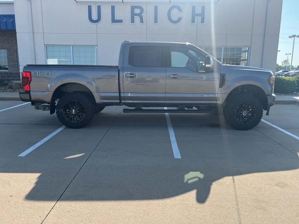 Used 2022 Carbonized Gray Metallic Ford LARIAT image 11