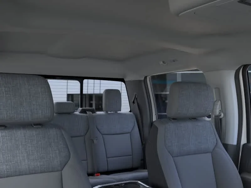 New 2026 Oxford White Ford XLT image 22