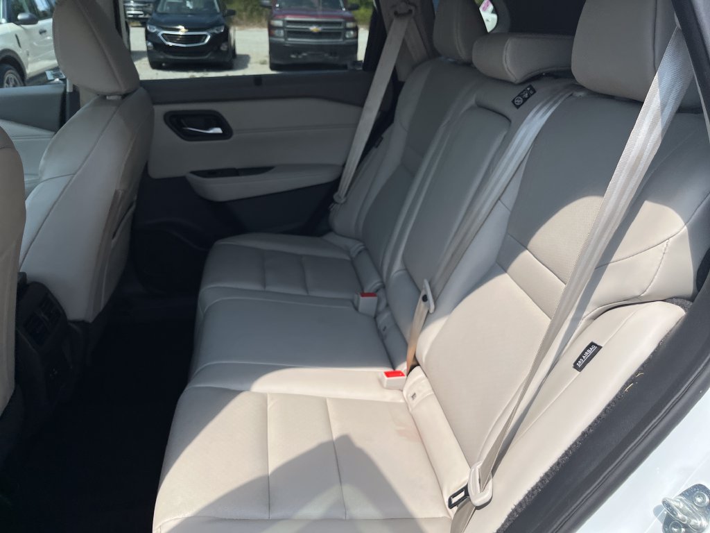Used 2023 White Nissan SV image 13