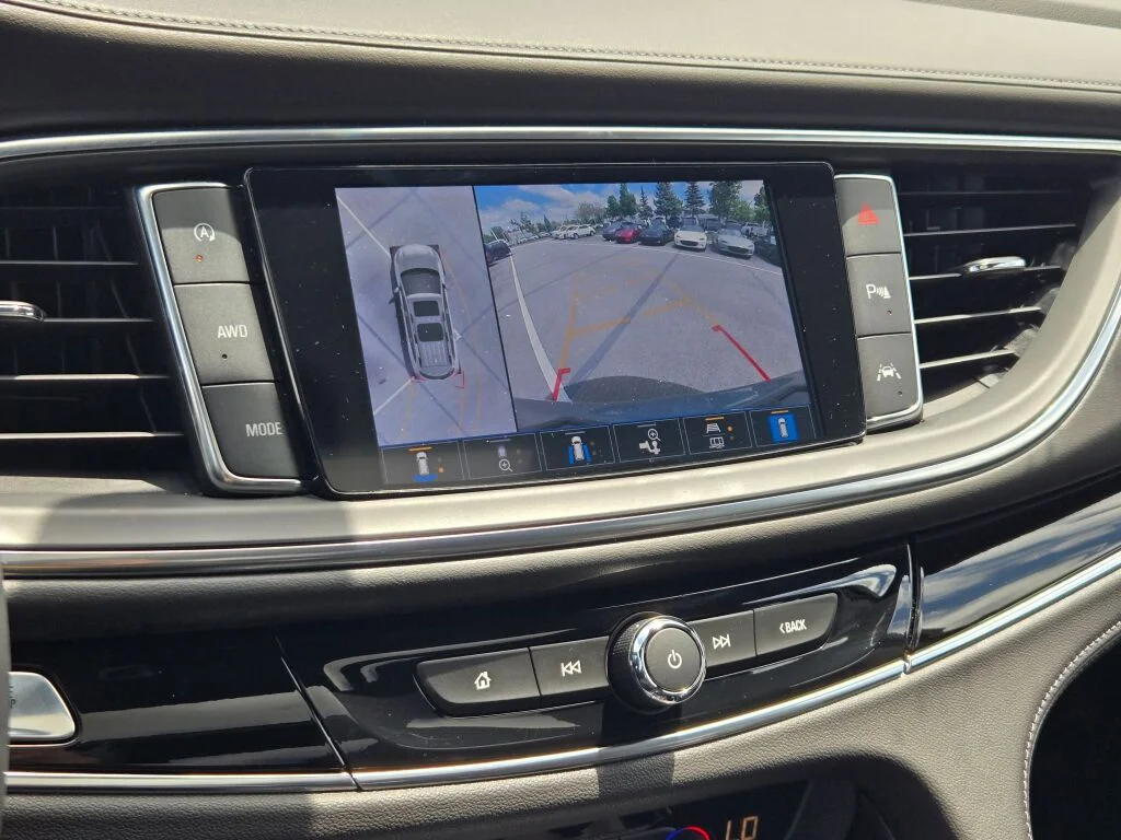 Used 2023 Gray Buick Avenir image 31