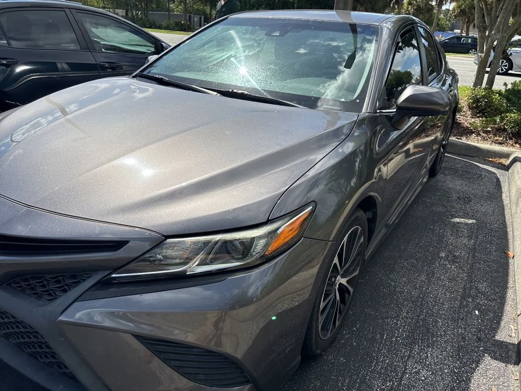 Used 2019 Gray Toyota SE image 8