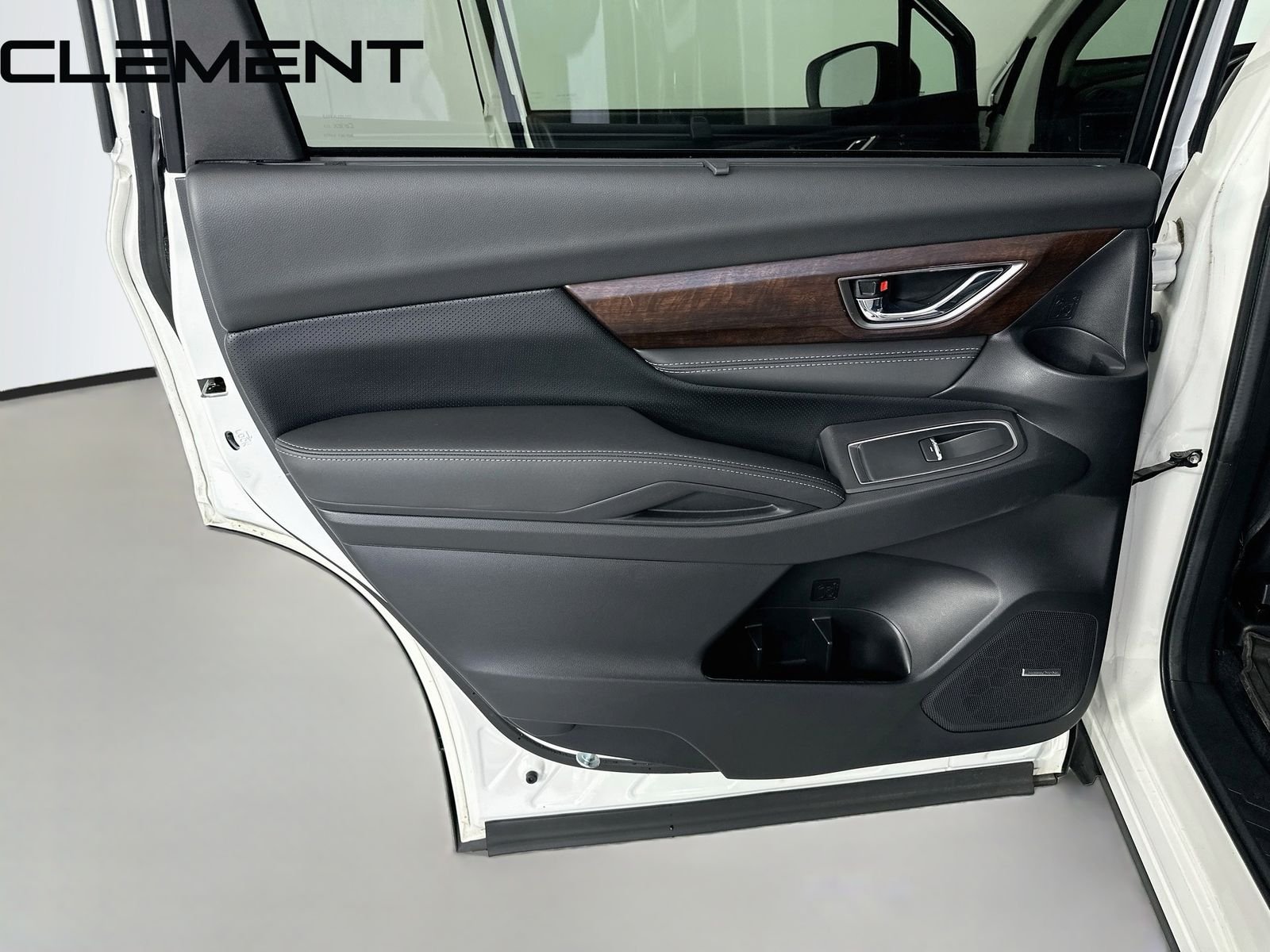 2023 Subaru Ascent Touring - Photo 33