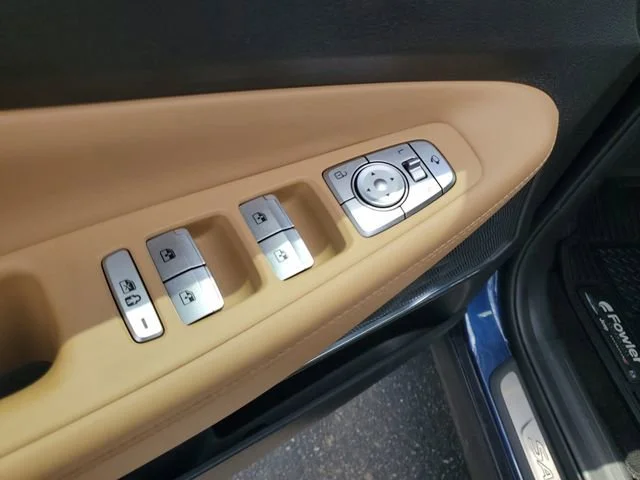 Used 2022 Blue Hyundai Calligraphy image 9