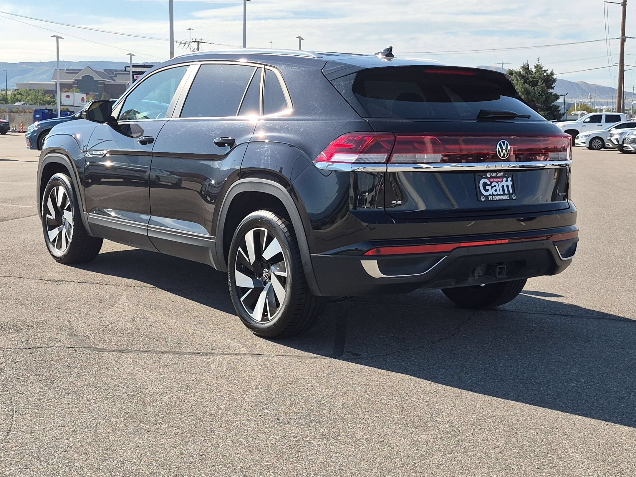 Used 2026  Volkswagen 2.0T SE w/Technology image 5