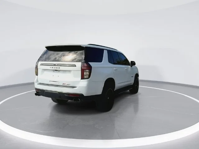 Used 2022 White Chevrolet RST image 10