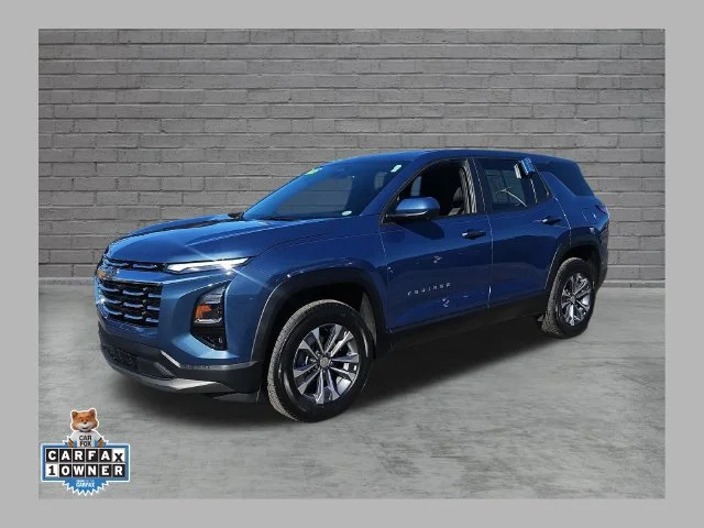 Used 2025 Lakeshore Blue Metallic Chevrolet LT image 1