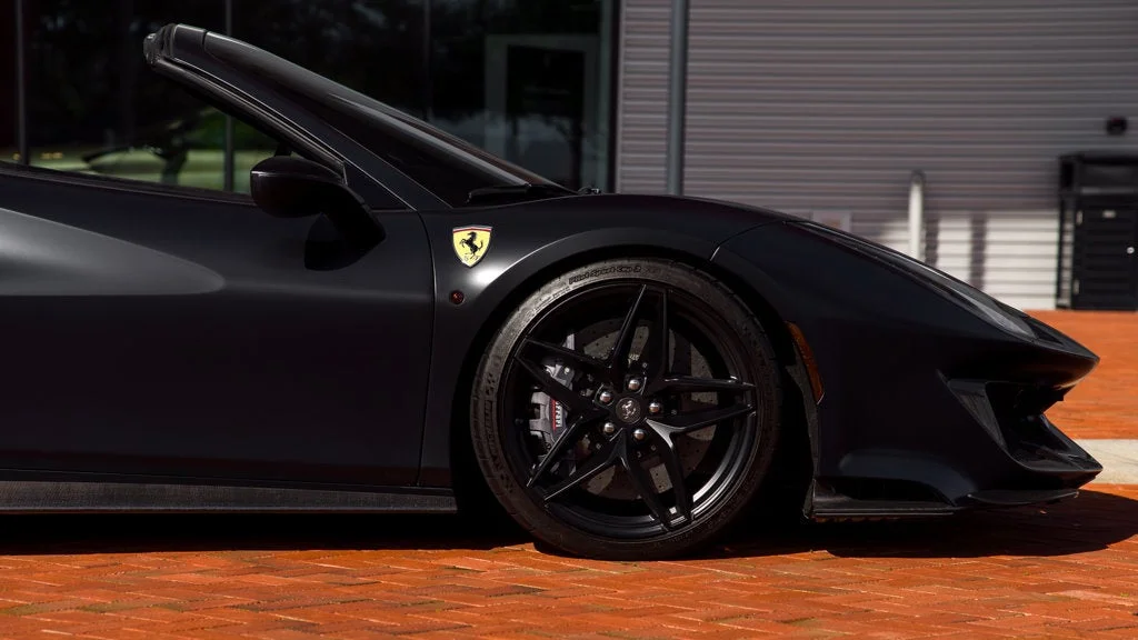 Used 2020 Nero Opaco Ferrari Base image 9